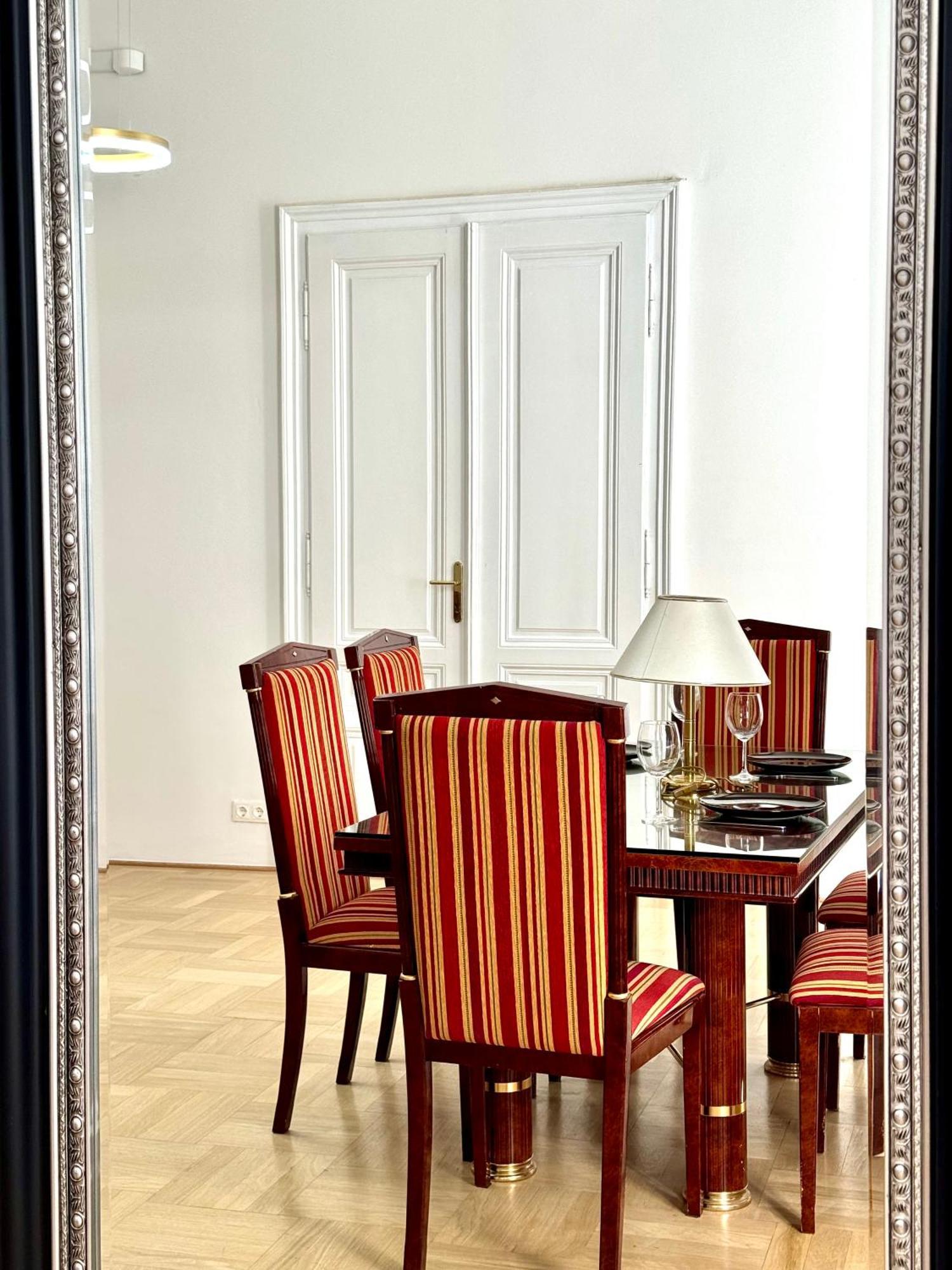 Opera Vienna Apartment 145 M2 Exterior photo